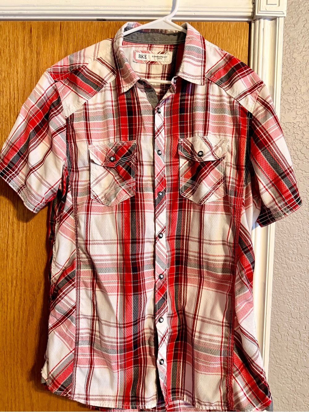 BKE Red Plaid Short-Sleeve Button-Down Shirt